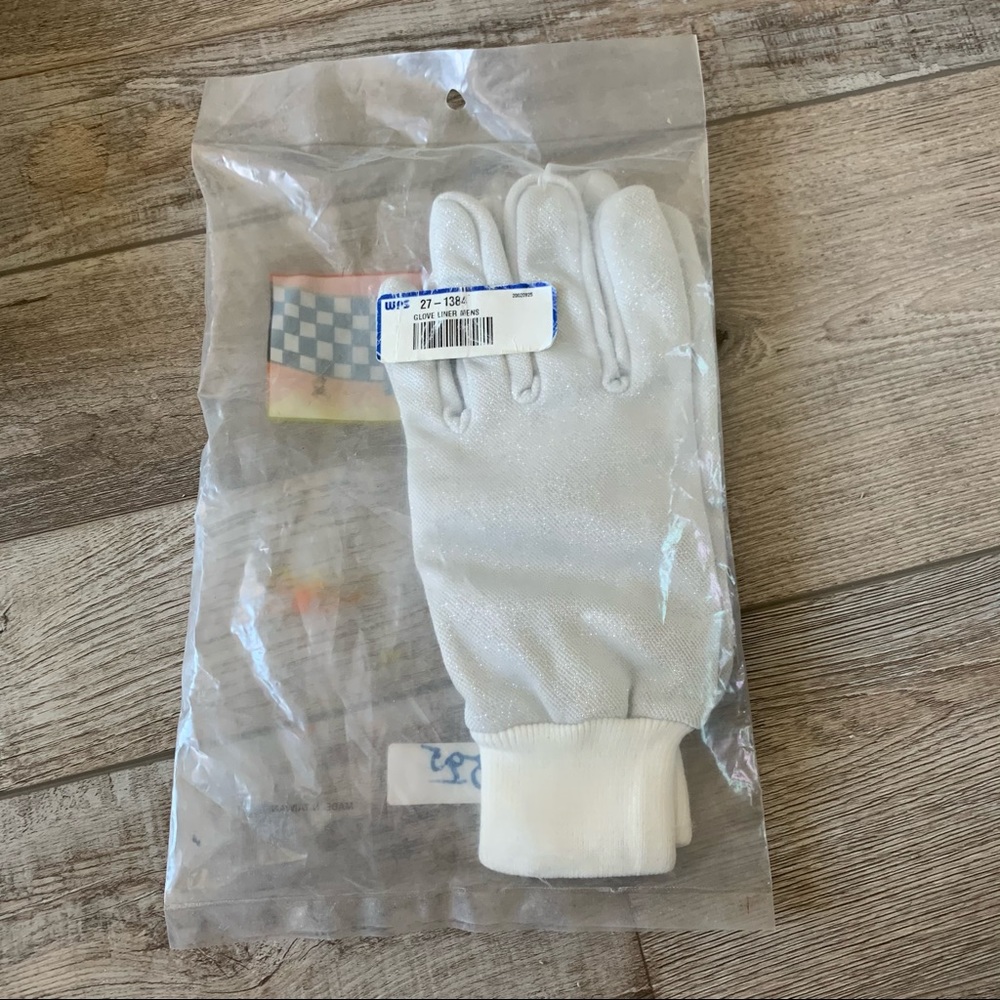 NWT Glove Liners One Size